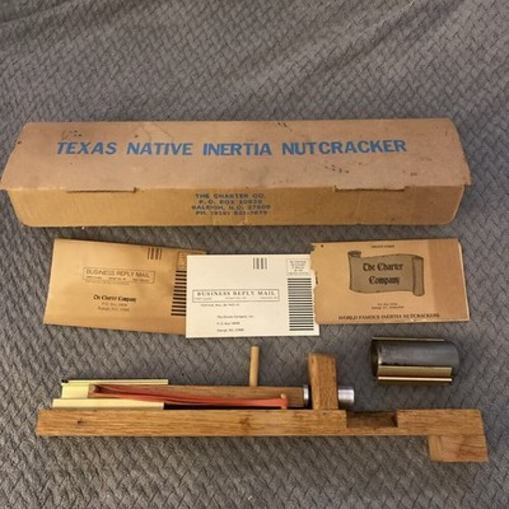 Vintage TEXAS NATIVE INERTIA NUTCRACKER MODEL 7141 Original Box